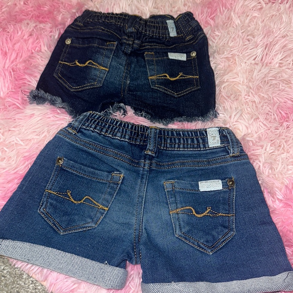 (2) 7 for all Mankind shorts for little girl, 18MON, 24 MON, includes both pair
